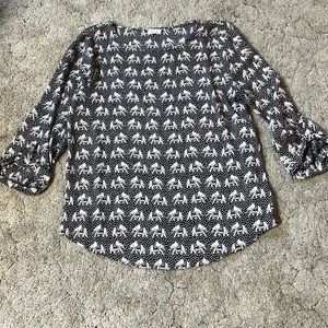 LN women’s Pixley black & white elephant 🐘 print top size medium